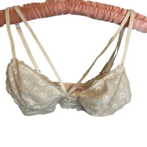 VICTORIA Secret white bralette size large unlined
